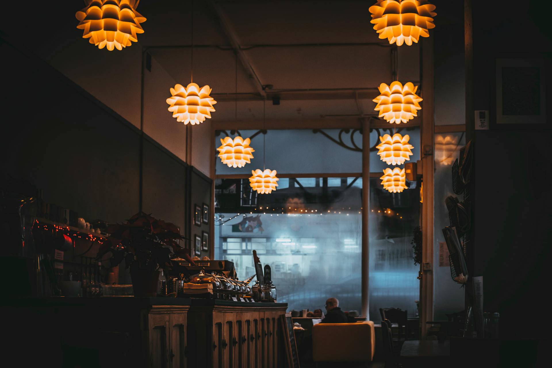 Gdzie zjeść w Rowach? Sprawdzone restauracje i bary